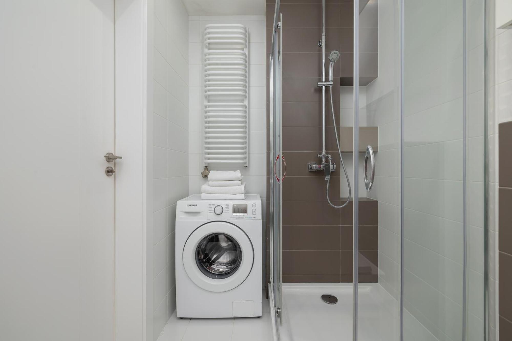 Apartment With Balcony - Masarska 8 Street Krakow Ngoại thất bức ảnh